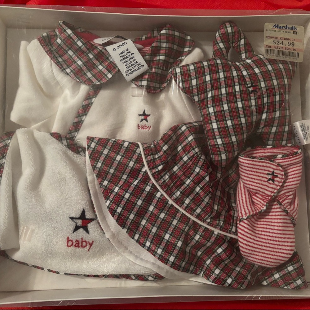 NIB Tommy Hilfiger Red and White Plaid Baby One Piece outfit/ 5 piece gift set